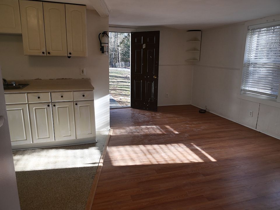 Living room/kitchen