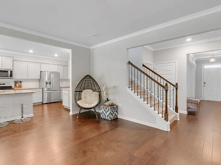 1398 Harlequin Way — Photo 20