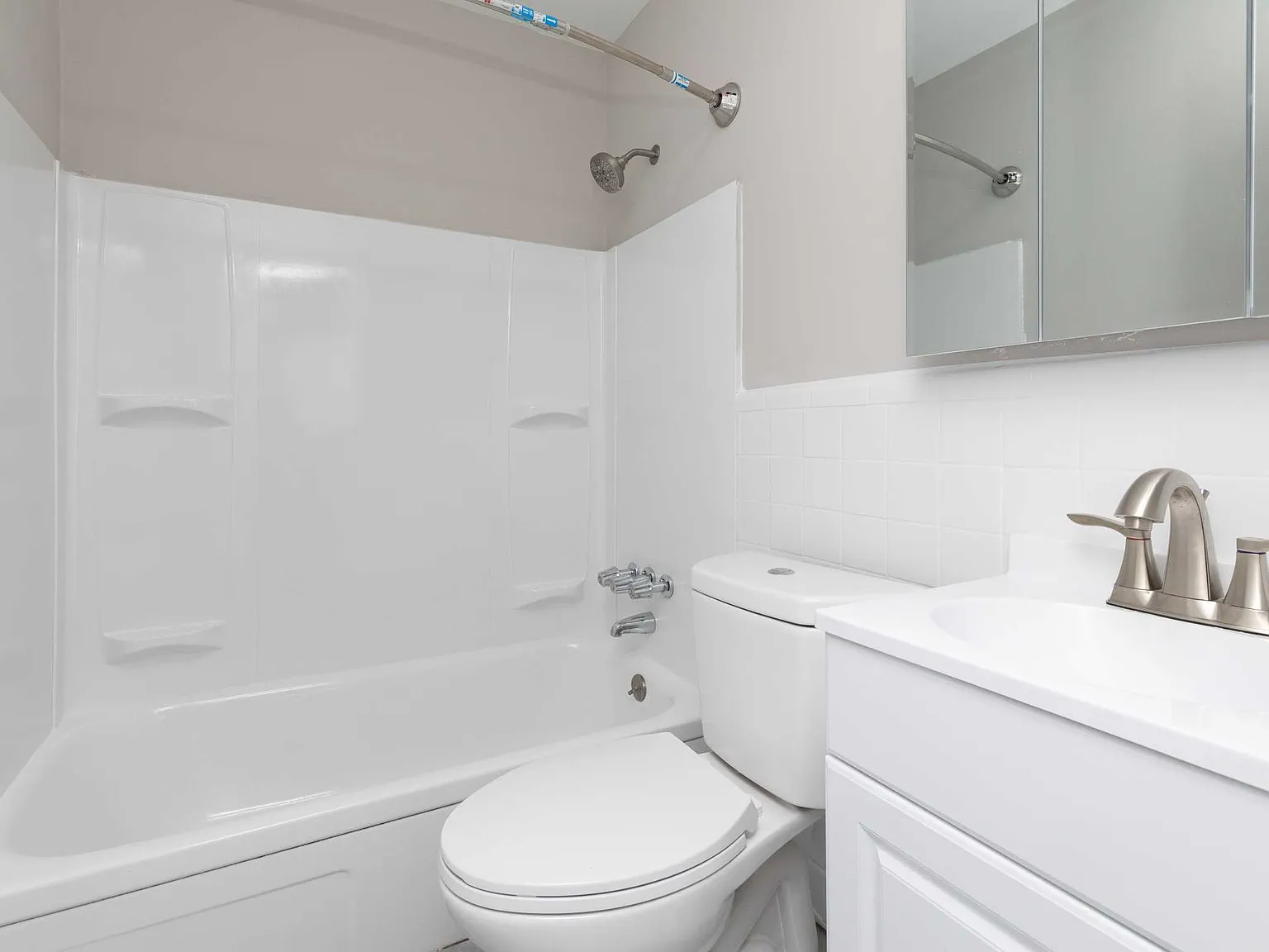Washington Lane Apartments — Photo 3