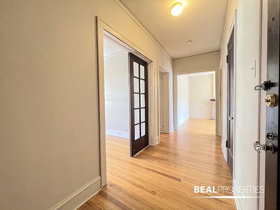 5th image of 1317.5 Oak Ave #1317X-F2