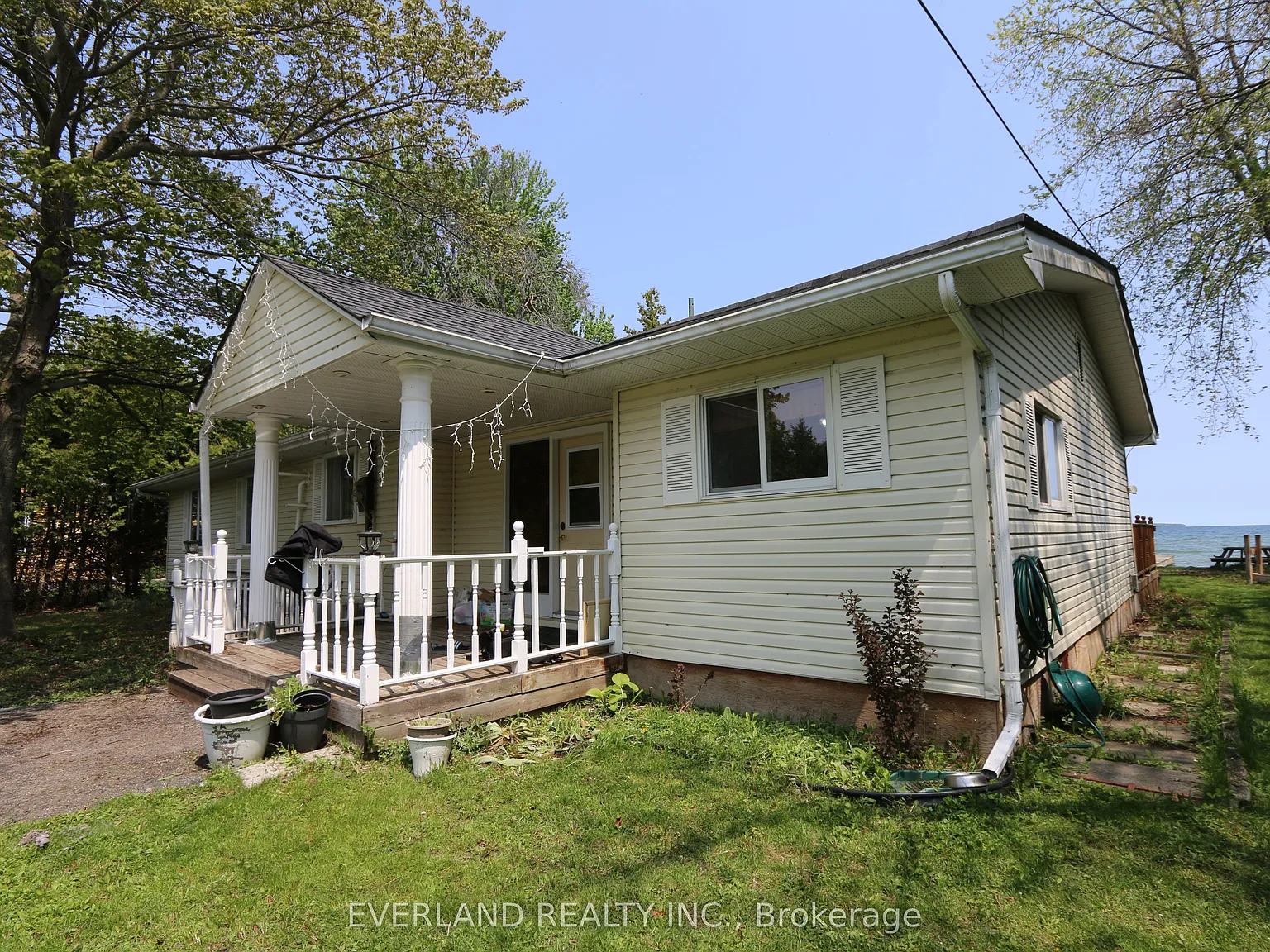 4 bed, $3,100 — Photo 2