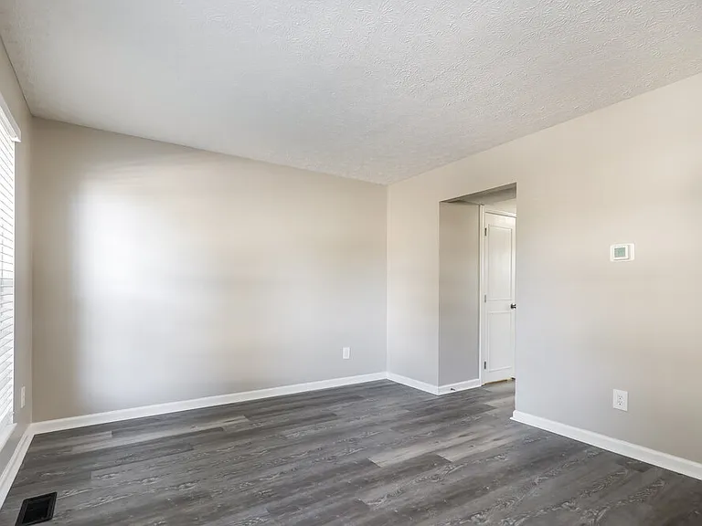 448 Springwood Lake Dr — Photo 5