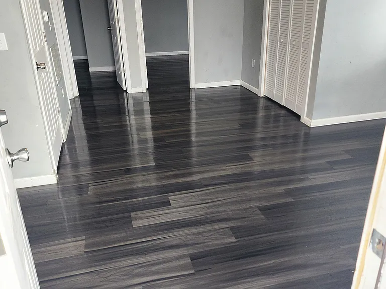418 E Monroe St #1 — Photo 1