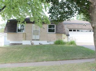 3900 E 24th St, Sioux Falls, SD 57103
