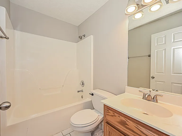 7004 Bridgewater Dr — Photo 15