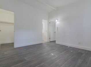 5551 Case Ave #11195245, North Hollywood, CA 91601