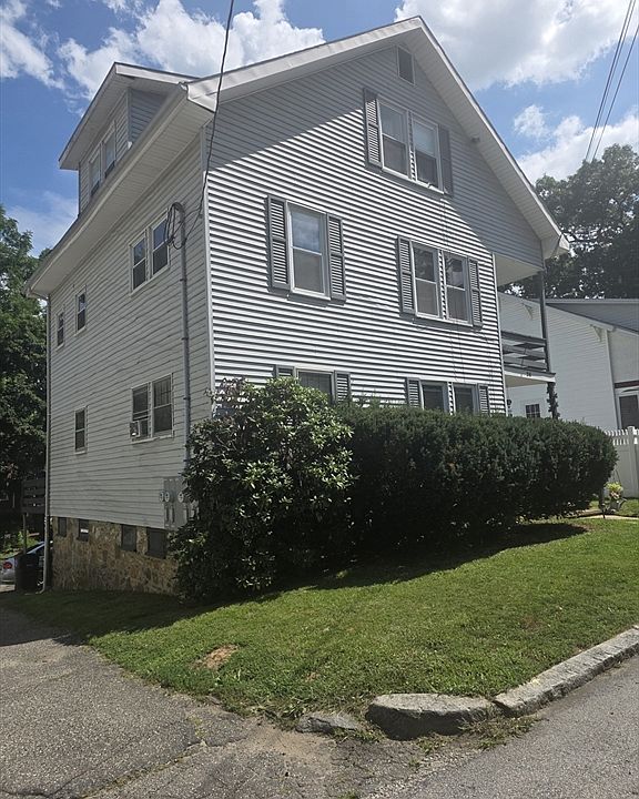 1st image of 26 Harding Ct
