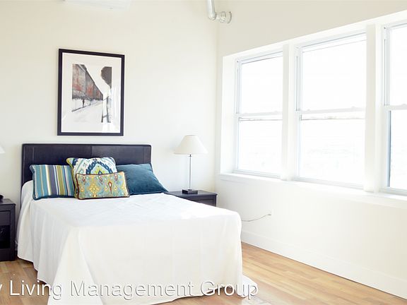 3rd image of 164 W Chelten Ave Unit 222