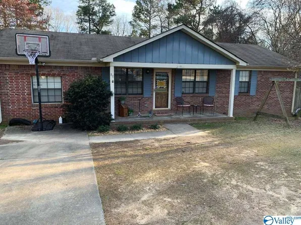 80 Whisperwood Dr, Somerville, AL 35670