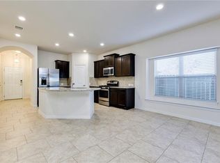 6805 Vail Ridge St, Austin, TX 78744