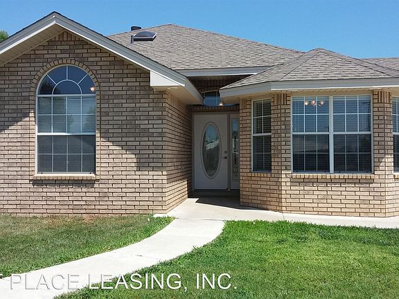 2nd image of 3924 Ben Hogan Dr