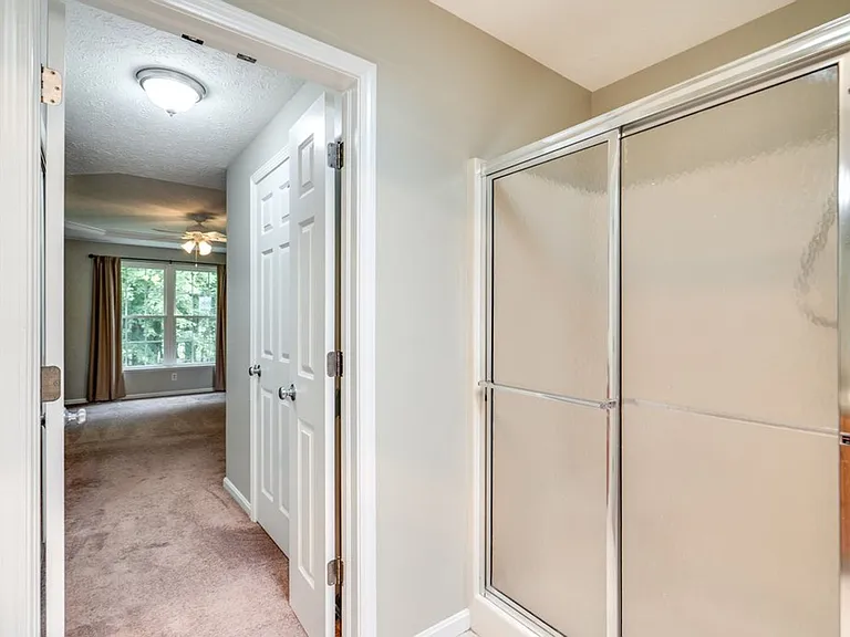 2708 Wyndgate Ct — Photo 32