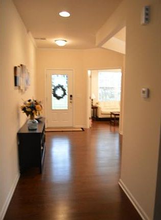 3rd image of 3257 Wicklow Ln