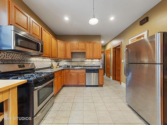 4th image of 5246 W Hutchinson St