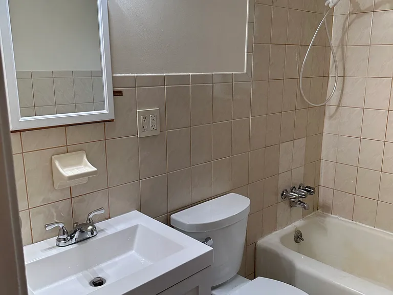 68 Wehrle Dr #2 — Photo 4