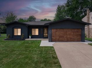 39667 Baker Dr, Sterling Heights, MI 48310