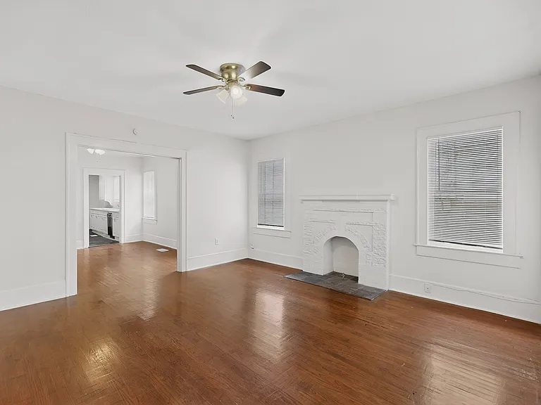 4632.5 Junius St — Photo 2
