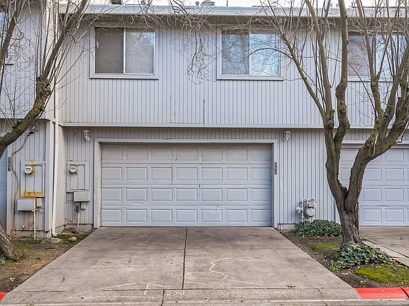 3rd image of 553 Samuel Way #553