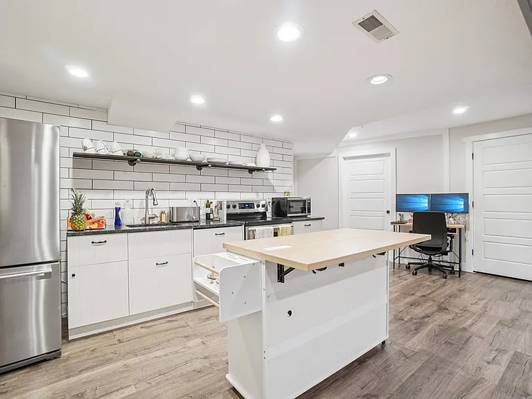 865 W Clover Meadow Cir — Photo 4