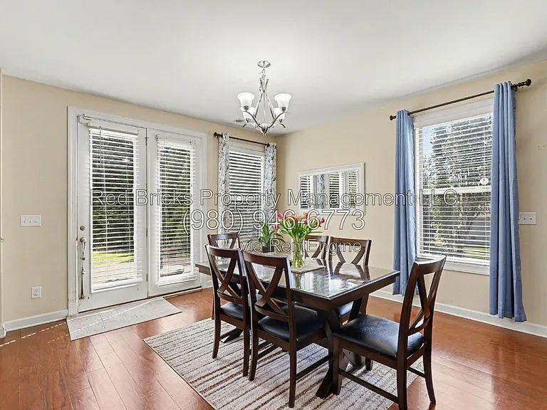 747 Coralbell Way — Photo 20