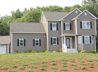63 Glenside Dr, Blackstone, MA 01504
