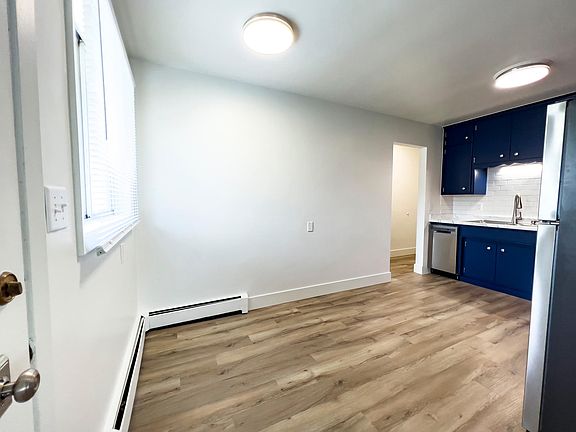 4th image of 1645 10th Ave APT 2