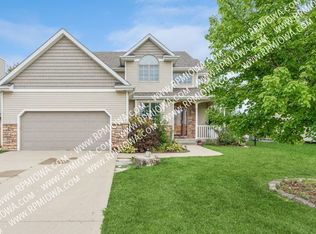 645 SE Cardinal Ln, Waukee, IA 50263