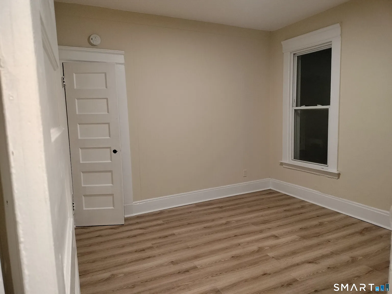 4 bed, 1.0 bath, 1329 sqft, $2,500 — Photo 3