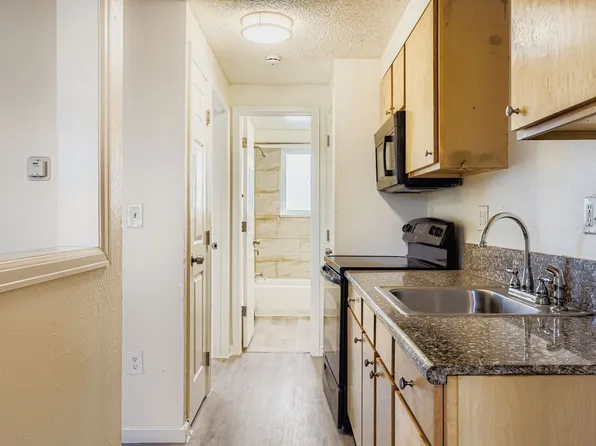 Casa Serena Apartments, 11102 E 16th Ave #W116, Aurora, CO 80010