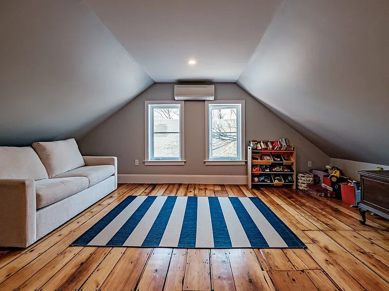 140 Clark St #2 — Photo 15