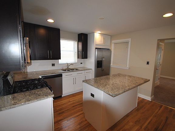 3rd image of 2824 N 72nd Ct