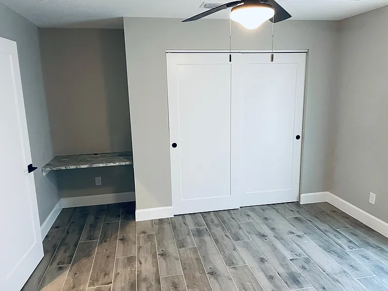 921 SE 24th Ave — Photo 10