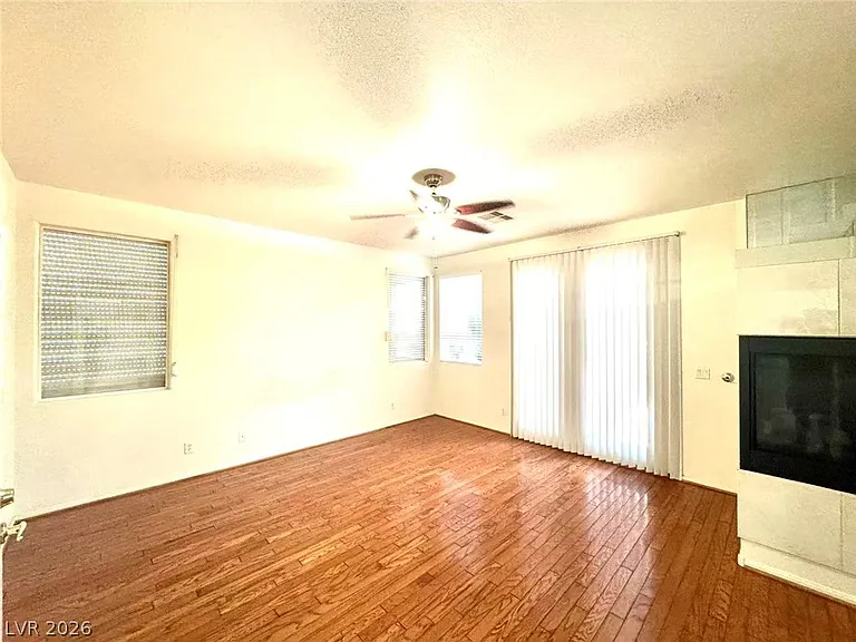 1904 Bocale Ct — Photo 15