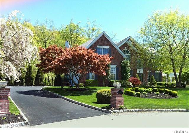 1st image of 5 Nickelby Pl