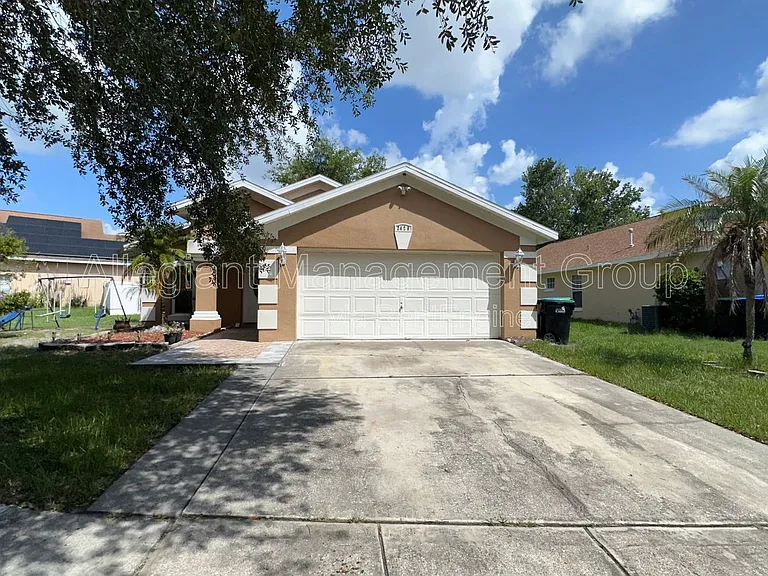 2429 Sapier Ct — Photo 2