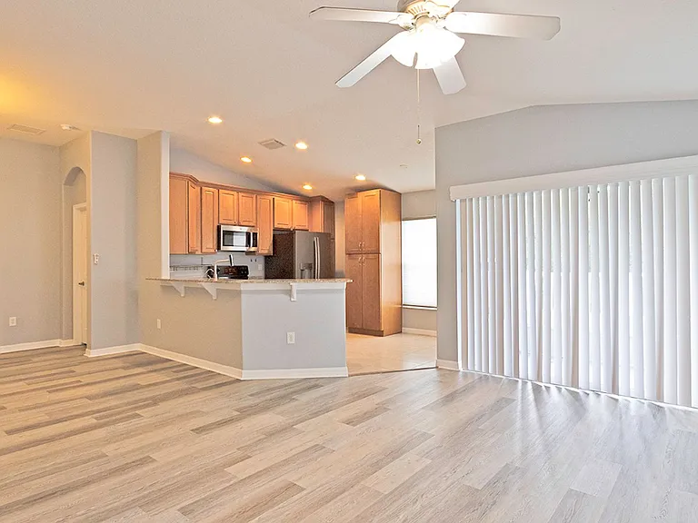 2306 Lawrence Hall St — Photo 6