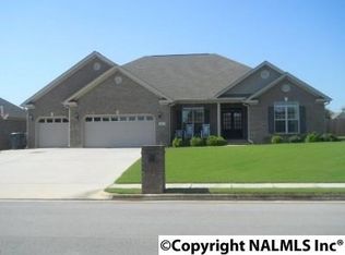 2207 Sorrento Pl SW, Decatur, AL 35603