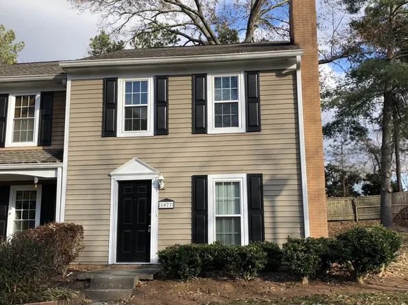 1077 New Haven Dr SW, Marietta, GA 30064