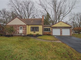 9 Irving Dr, Rochester, NY 14624