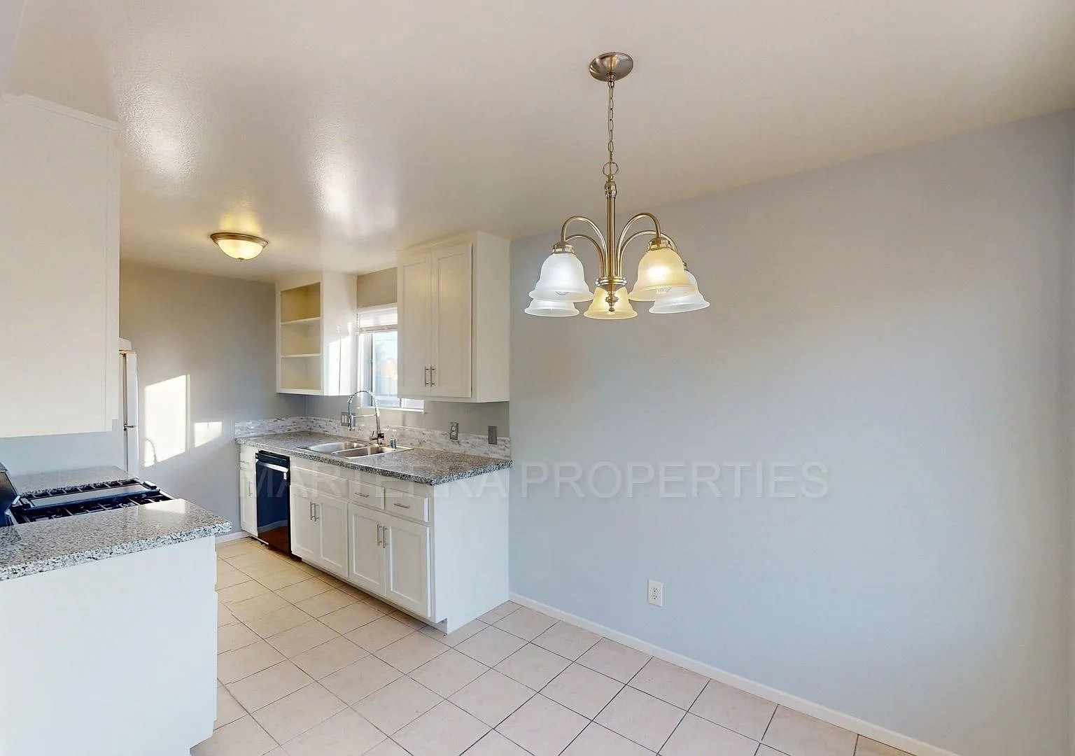 4922 Kona Dr — Photo 4