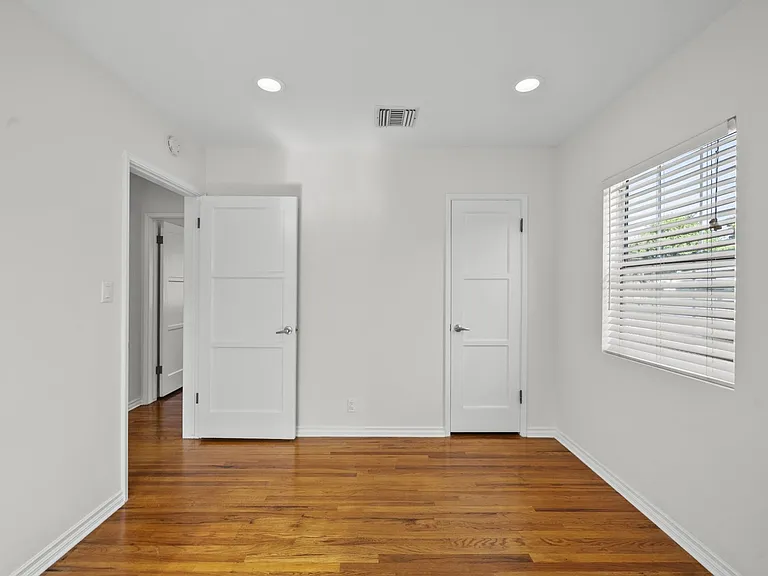 8440 Oakdale Ave — Photo 26