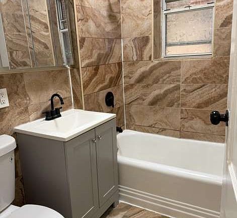 5th image of 377 Park Ave #1