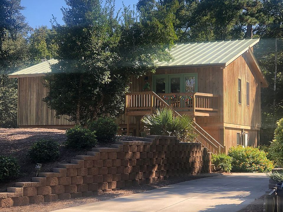 1st image of 249 Oakleaf Dr