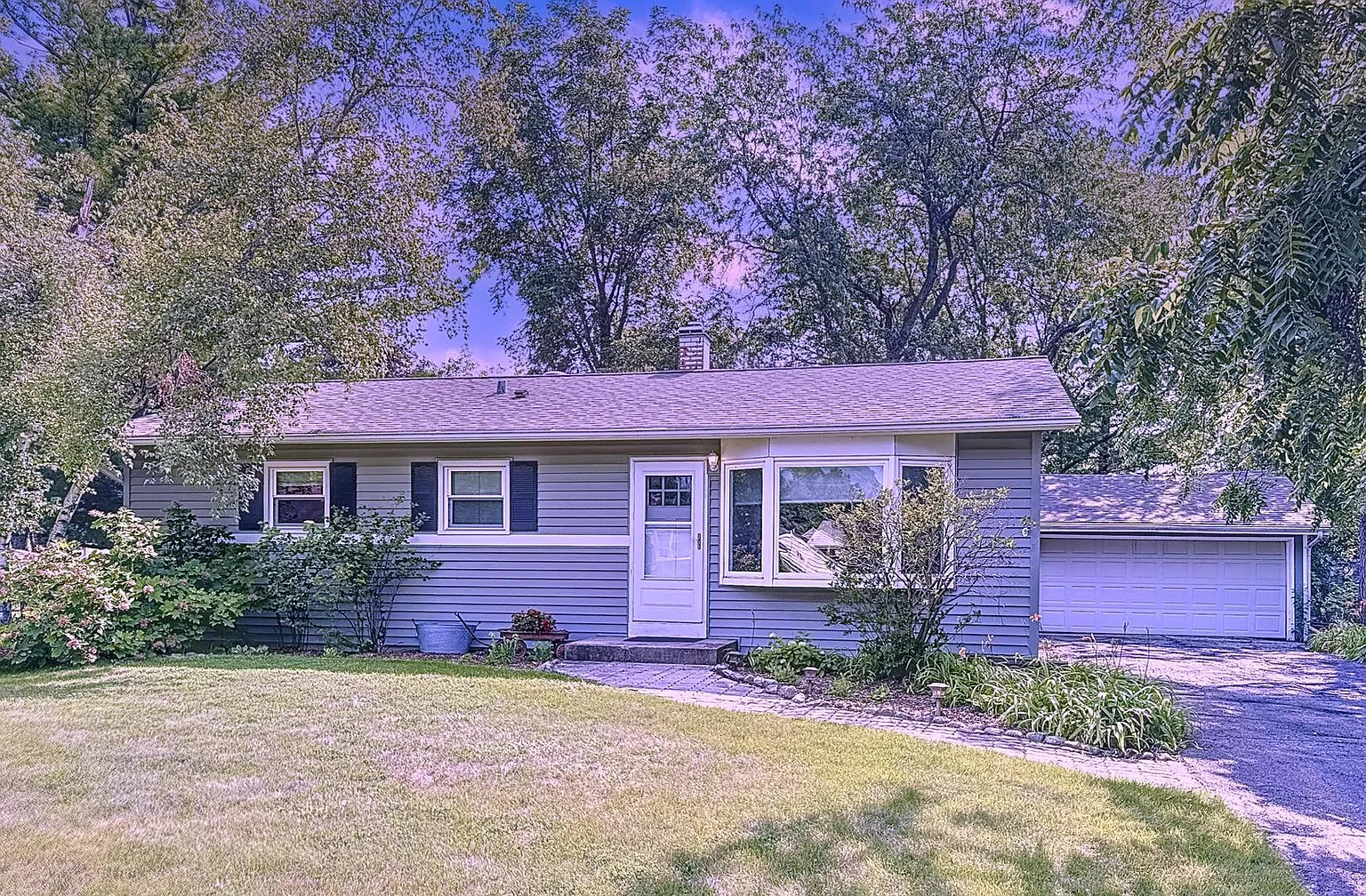 1185 Highland Rd photo 1