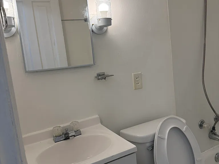 1006 Park Ave #3 — Photo 14