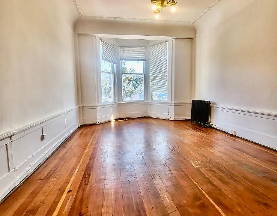 1750 Mission St #32A