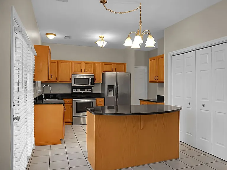 3274 Middleburry Ln — Photo 27