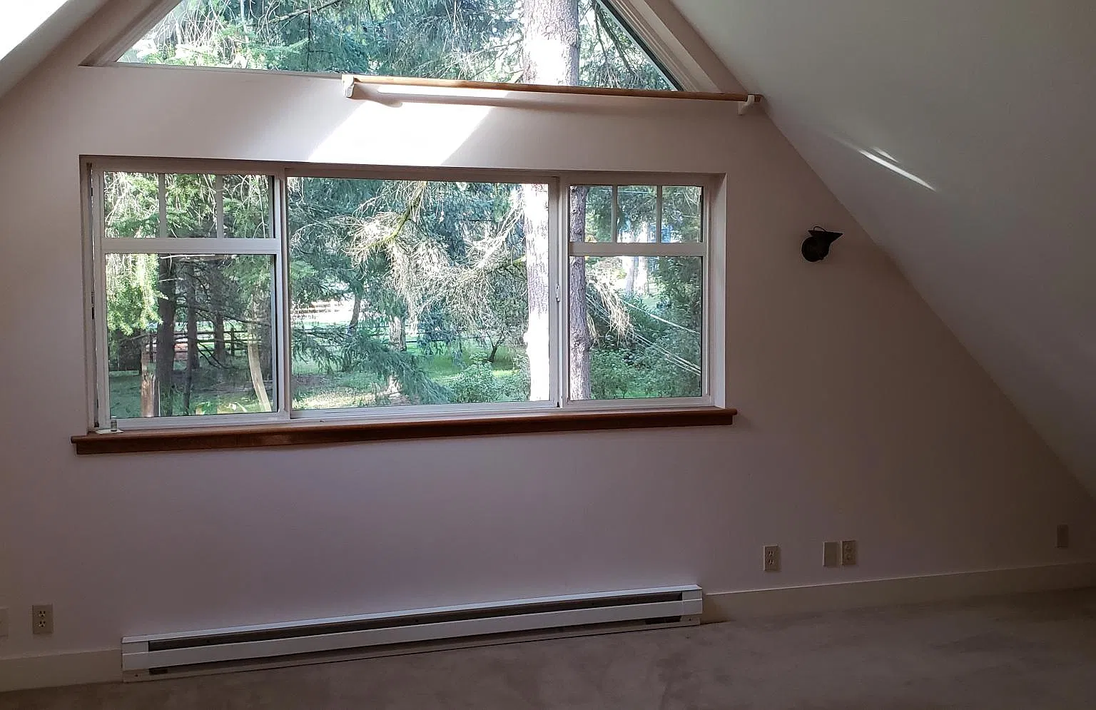 11109 Hyla Ave NE — Photo 4