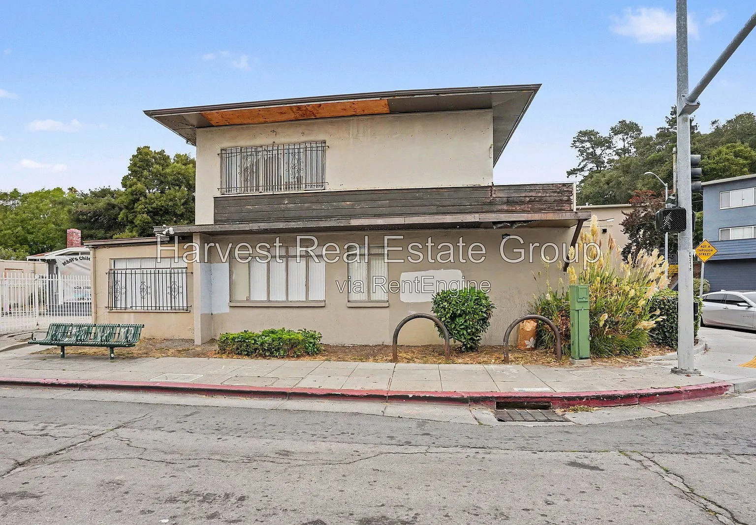 8400 Macarthur Blvd — Photo 2