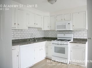 20 Academy St UNIT B, Rochester, NH 03867
